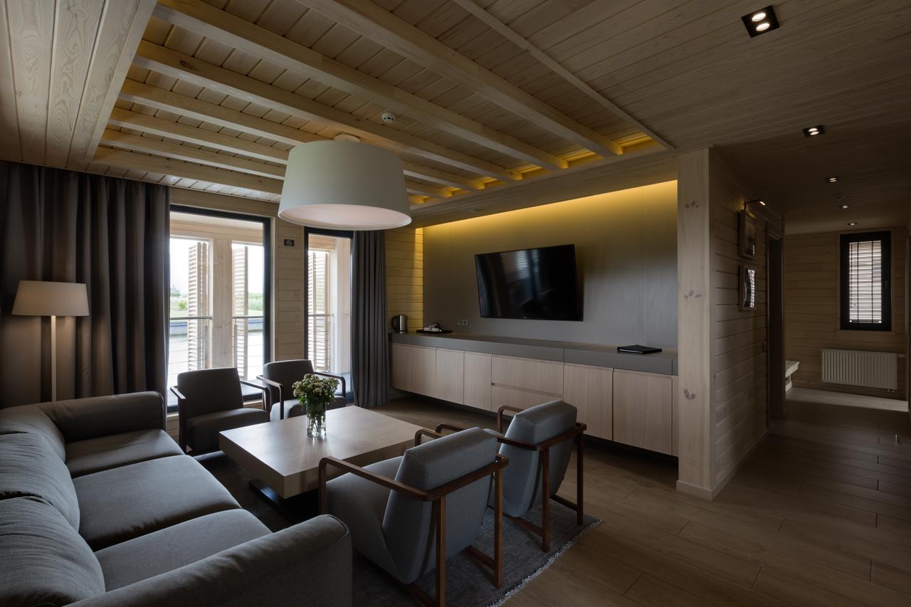 Selfish Club Hotel Kiylov Luaran gambar