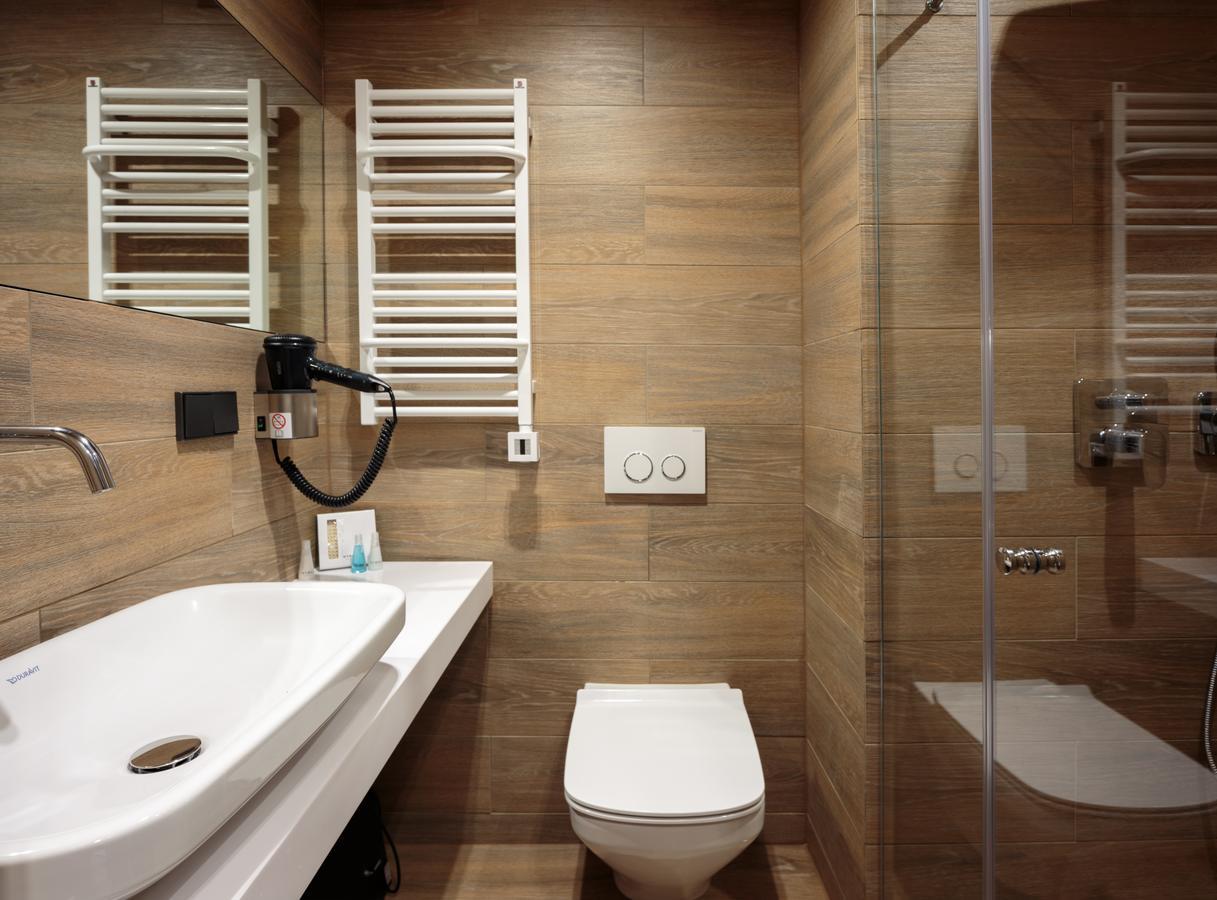 Selfish Club Hotel Kiylov Bilik gambar